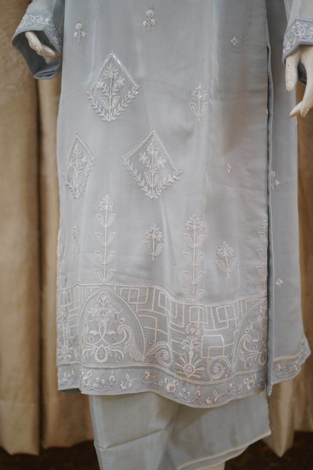 Khilat by Hera – Cool Blue-Grey Embroidered Chiffon 3-Piece Unstitched Suit